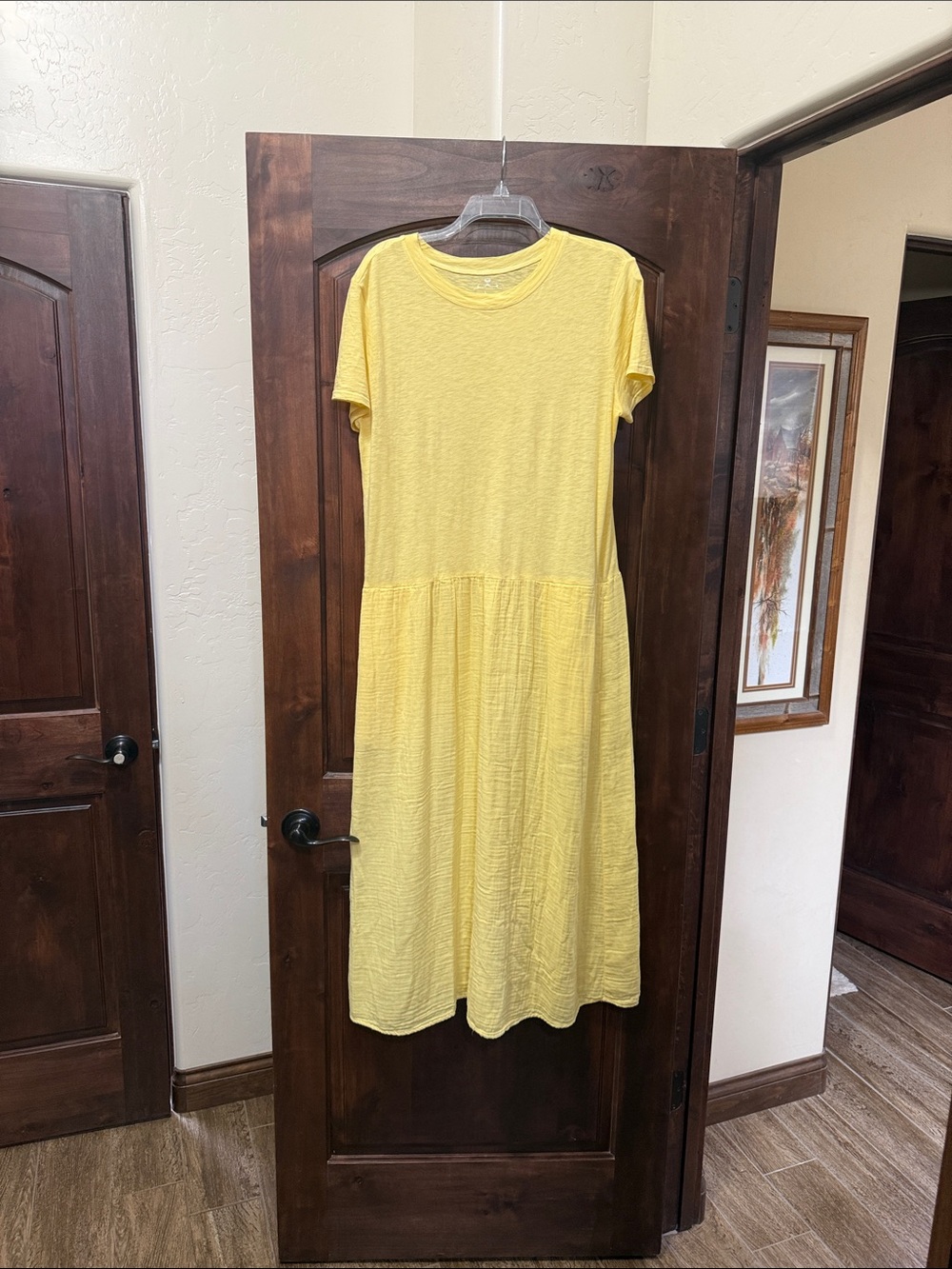 Velvet Sunny Yellow Short Sleeve Midi Dress